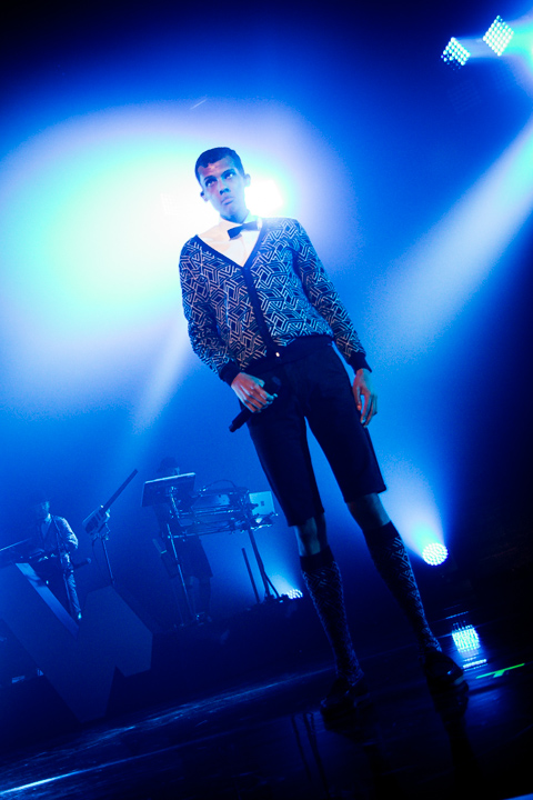 Stromae @ Lotto Arena, picture 14, photographed by Tom Stessens - FrontView Magazine