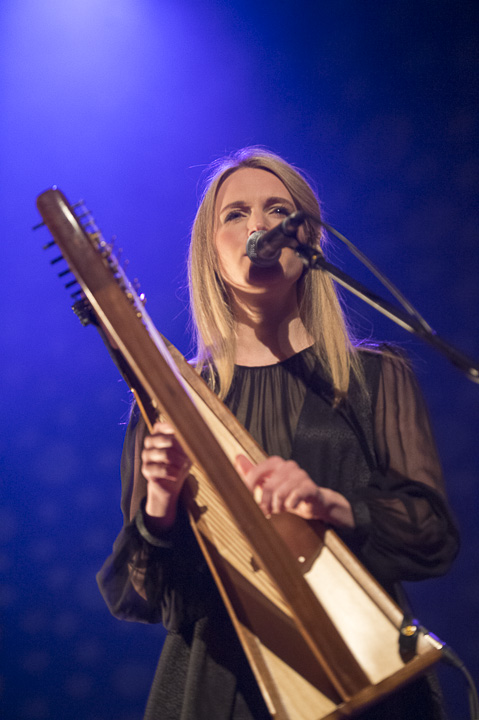 The Webb Sisters @ De Roma, picture 2, photographed by Steven Stausens - FrontView Magazine