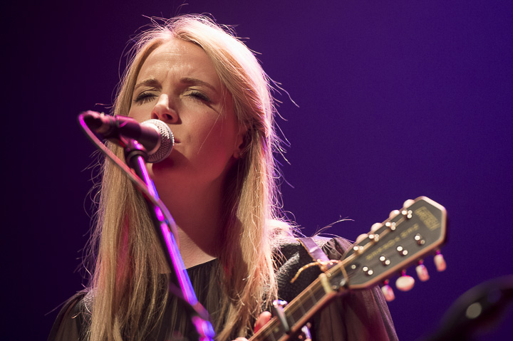 The Webb Sisters @ De Roma, picture 24, photographed by Steven Stausens - FrontView Magazine