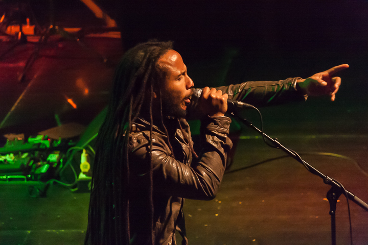 Ziggy Marley @ Ancienne Belgique, picture 10, photographed by Alex Wyckmans - FrontView Magazine