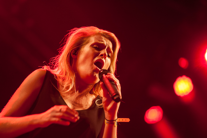 Miss Montreal @ Paaspop 2014, foto 8, foto's door Dorien Goetschalckx - FrontView Magazine