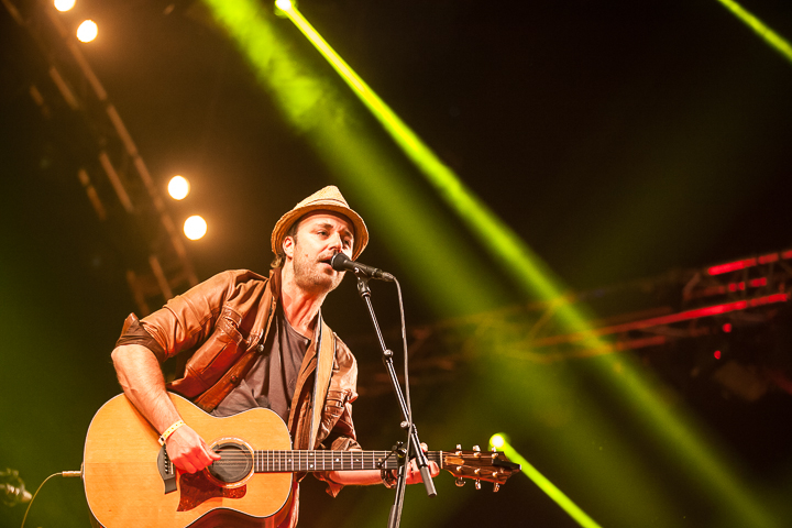 Niels Geusebroek @ Paaspop 2014, picture 7, photographed by Dorien Goetschalckx - FrontView Magazine