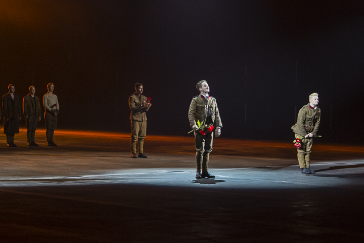 14-18 De Musical Cast & Crew, picture 3, photographed by Edwin Houdevelt - FrontView Magazine