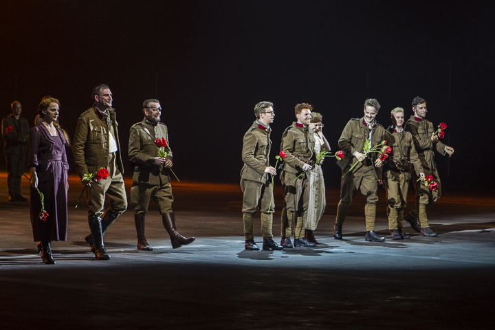 14-18 De Musical Cast & Crew, picture 6, photographed by Edwin Houdevelt - FrontView Magazine