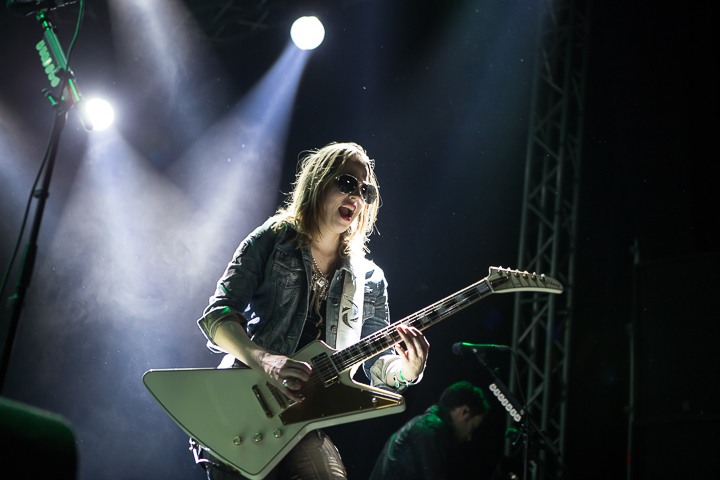 Halestorm @ Paaspop 2014, foto 6, foto's door Dorien Goetschalckx - FrontView Magazine