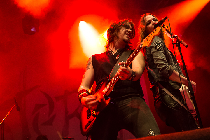 Halestorm @ Paaspop 2014, foto 25, foto's door Dorien Goetschalckx - FrontView Magazine