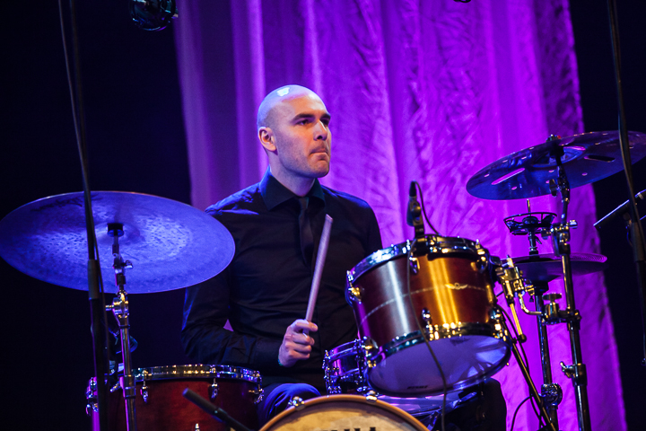 Hans Teeuwen & The Painkillers @ Paaspop 2014, foto 5, foto's door Dorien Goetschalckx - FrontView Magazine