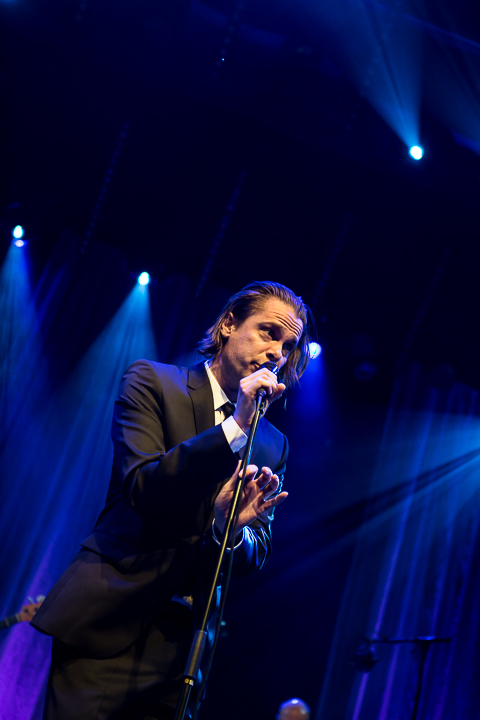 Hans Teeuwen & The Painkillers @ Paaspop 2014, foto 6, foto's door Dorien Goetschalckx - FrontView Magazine