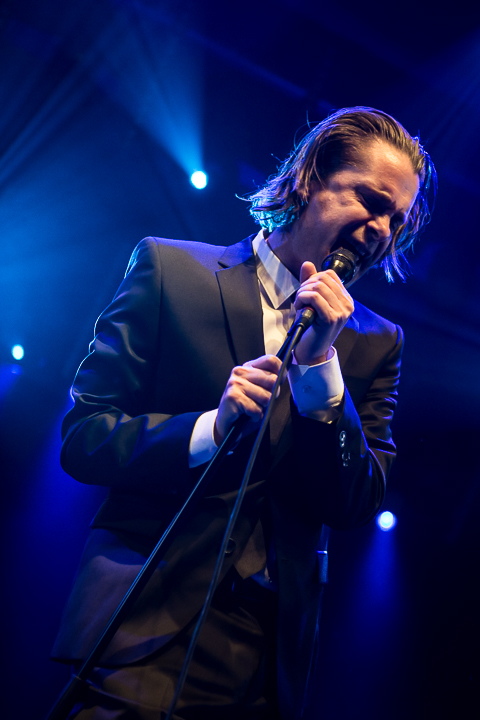 Hans Teeuwen & The Painkillers @ Paaspop 2014, foto 14, foto's door Dorien Goetschalckx - FrontView Magazine