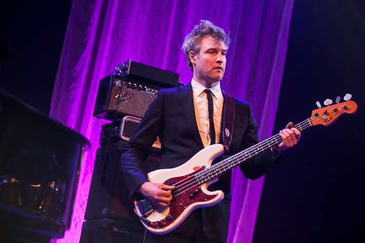 Hans Teeuwen & The Painkillers @ Paaspop 2014, foto 15, foto's door Dorien Goetschalckx - FrontView Magazine