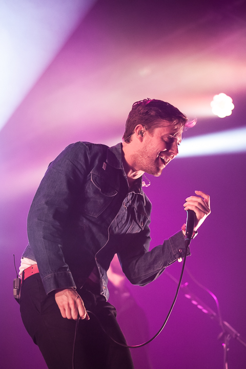 Kaiser Chiefs @ Paaspop 2014, foto 6, foto's door Dorien Goetschalckx - FrontView Magazine