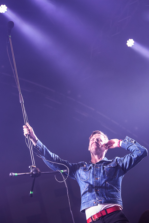 Kaiser Chiefs @ Paaspop 2014, foto 20, foto's door Dorien Goetschalckx - FrontView Magazine
