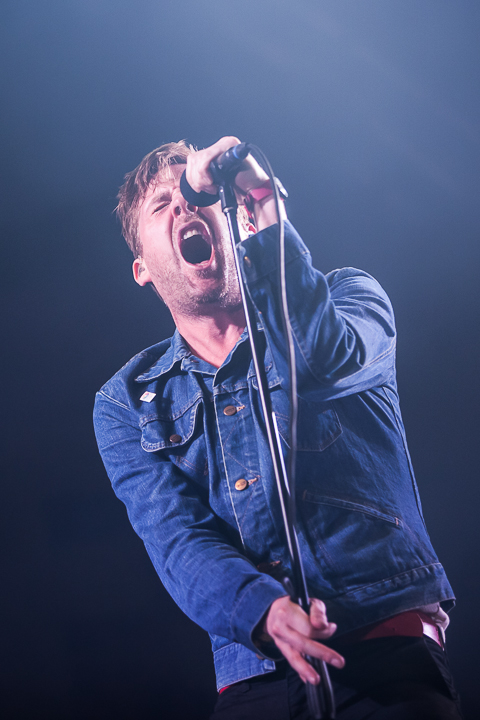 Kaiser Chiefs @ Paaspop 2014, foto 21, foto's door Dorien Goetschalckx - FrontView Magazine