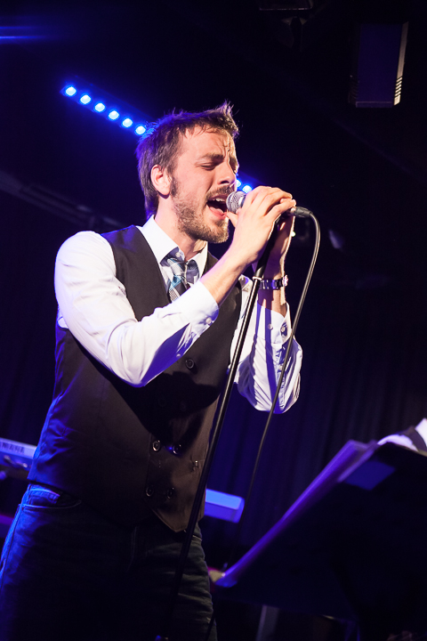 Guga Baúl @ De Singer, picture 5, photographed by Dorien Goetschalckx - FrontView Magazine