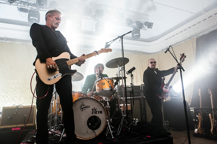 Triggerfinger @ De Casino, foto 5, foto's door Edwin Houdevelt - FrontView Magazine