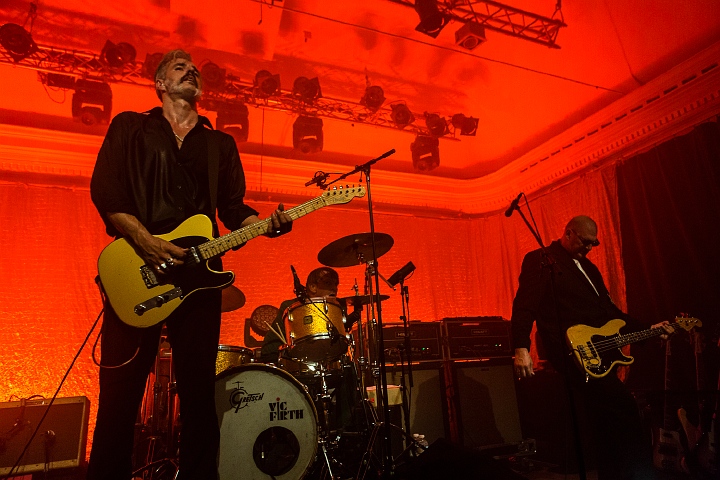 Triggerfinger @ De Casino, foto 21, foto's door Edwin Houdevelt - FrontView Magazine