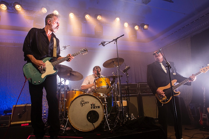 Triggerfinger @ De Casino, foto 39, foto's door Edwin Houdevelt - FrontView Magazine
