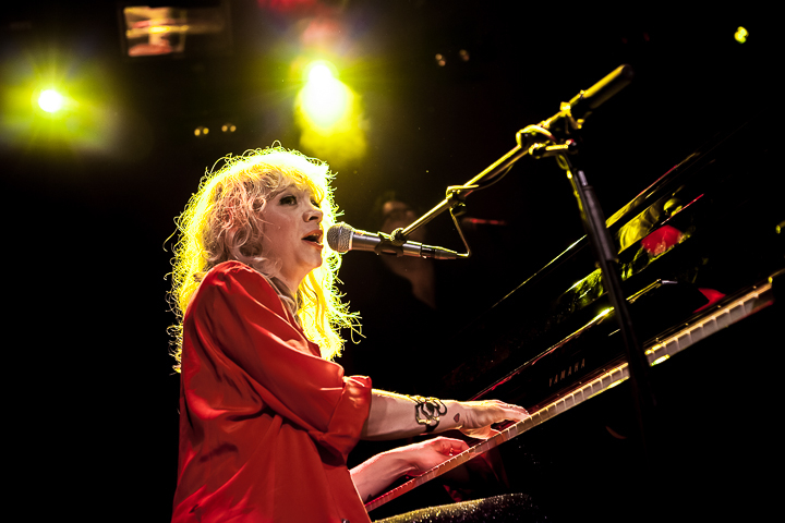 Jacqueline Govaert @ 013, foto 2, foto's door Dorien Goetschalckx - FrontView Magazine