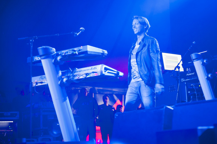 Milk Inc. @ festival aan zee Depanne, picture 2, photographed by Devid Camerlynck - FrontView Magazine