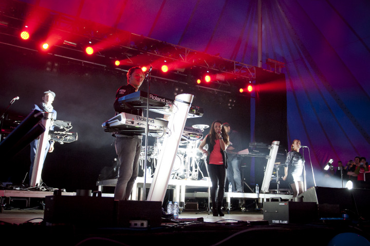Milk Inc. @ festival aan zee Depanne, picture 17, photographed by Devid Camerlynck - FrontView Magazine