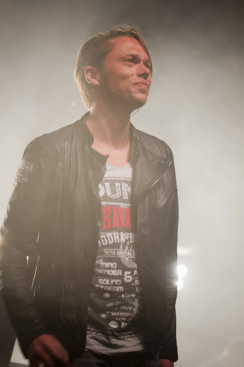 Milk Inc. @ festival aan zee Depanne, picture 18, photographed by Devid Camerlynck - FrontView Magazine