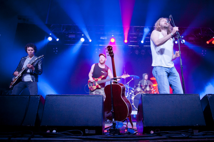 Preuteleute @ festival aan zee Depanne, foto 4, foto's door Devid Camerlynck - FrontView Magazine