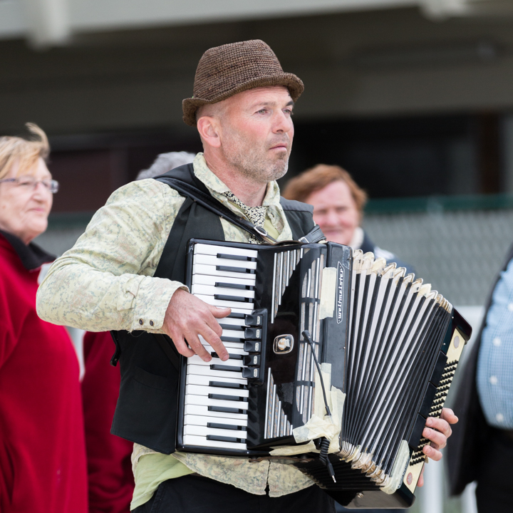 Murgafanfare Agrum & Straatanimatie @ festival aan zee De Panne, foto 37, foto's door Guy Danneels - FrontView Magazine