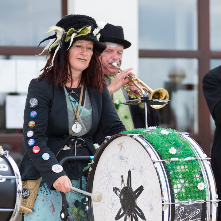 Murgafanfare Agrum & Straatanimatie @ festival aan zee De Panne, foto 43, foto's door Guy Danneels - FrontView Magazine