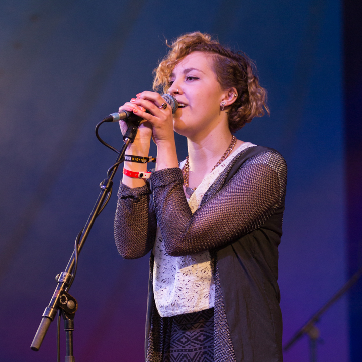 Paulien Mathues @ festival aan zee De Panne, foto 32, foto's door Guy Danneels - FrontView Magazine