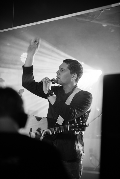 Cris Cab Live in The Qube, picture 14, photographed by Jonas Wallecan - FrontView Magazine
