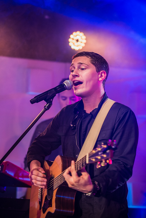 Cris Cab Live in The Qube, picture 17, photographed by Jonas Wallecan - FrontView Magazine