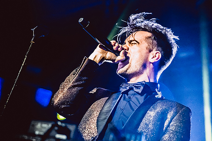 Panic! At The Disco @ Trix, picture 4, photographed by Elke Briers - FrontView Magazine