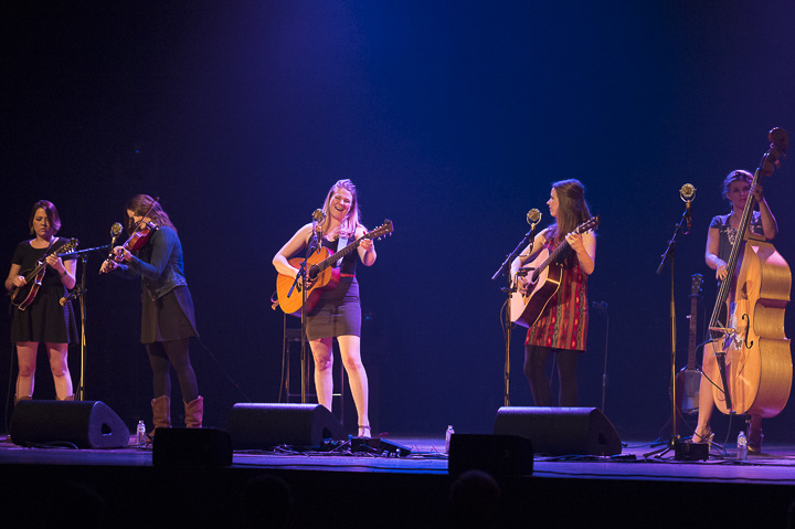 Della Mae @ De Roma, picture 14, photographed by Steven Stausens - FrontView Magazine