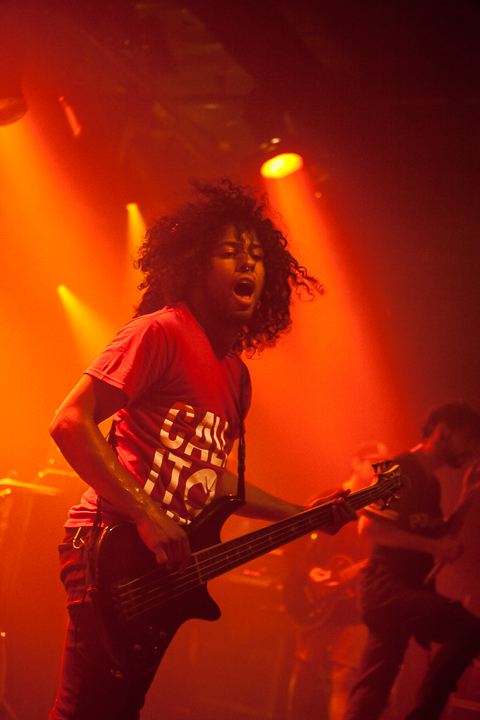 Issues @ Ancienne Belgique, picture 5, photographed by Dorien Goetschalckx - FrontView Magazine