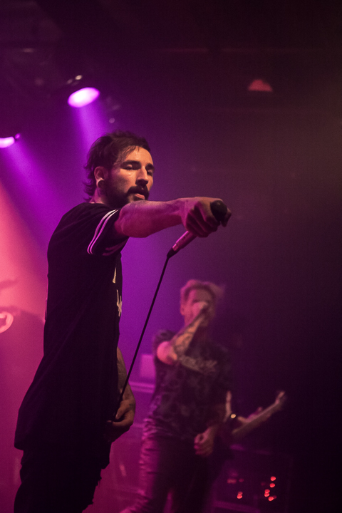 Issues @ Ancienne Belgique, picture 7, photographed by Dorien Goetschalckx - FrontView Magazine