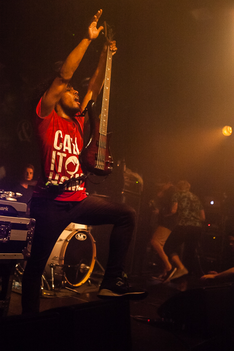 Issues @ Ancienne Belgique, picture 12, photographed by Dorien Goetschalckx - FrontView Magazine