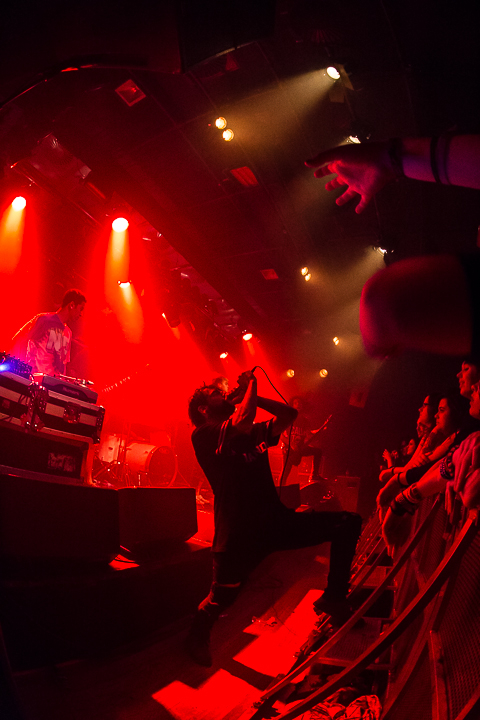 Issues @ Ancienne Belgique, picture 20, photographed by Dorien Goetschalckx - FrontView Magazine