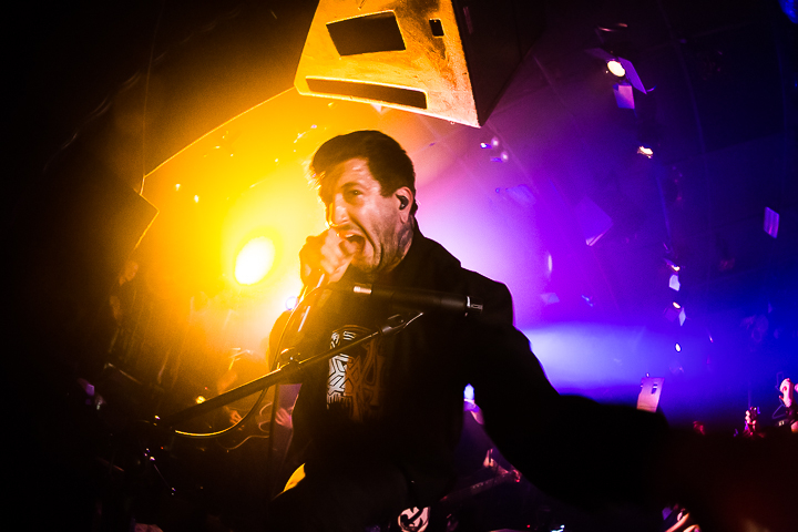 Of Mice & Men @ Ancienne Belgique, picture 8, photographed by Dorien Goetschalckx - FrontView Magazine