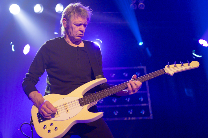 Golden Earring @ 013 Tilburg, picture 17, photographed by FrontView Magazine
