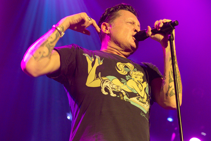 Golden Earring @ 013 Tilburg, picture 20, photographed by FrontView Magazine