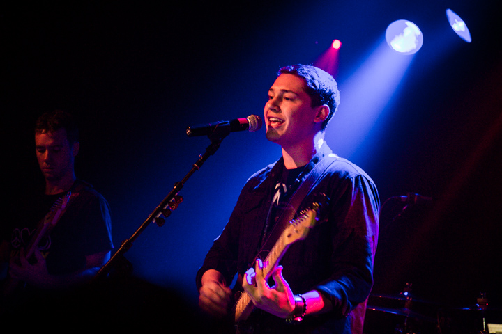 Chris Cab @ AB Club, picture 1, photographed by Tom Stessens - FrontView Magazine