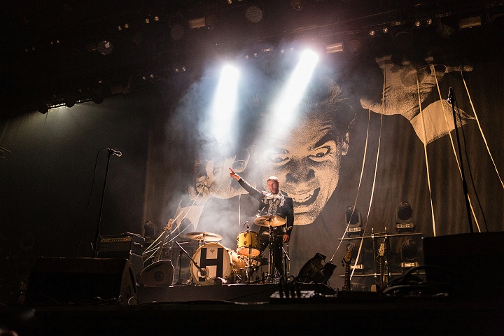 The Hives @ Groezrock 2014, picture 1, photographed by Edwin Houdevelt - FrontView Magazine