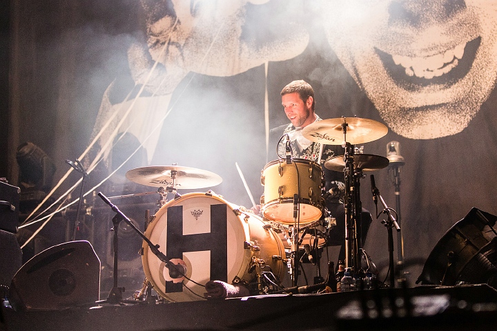 The Hives @ Groezrock 2014, picture 3, photographed by Edwin Houdevelt - FrontView Magazine