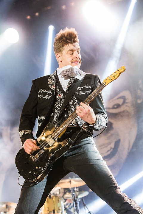 The Hives @ Groezrock 2014, picture 26, photographed by Edwin Houdevelt - FrontView Magazine