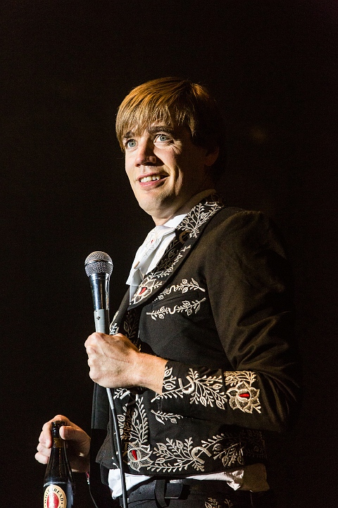 The Hives @ Groezrock 2014, picture 30, photographed by Edwin Houdevelt - FrontView Magazine