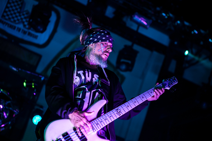Korn @ Klokgebouw, picture 3, photographed by Dorien Goetschalckx - FrontView Magazine