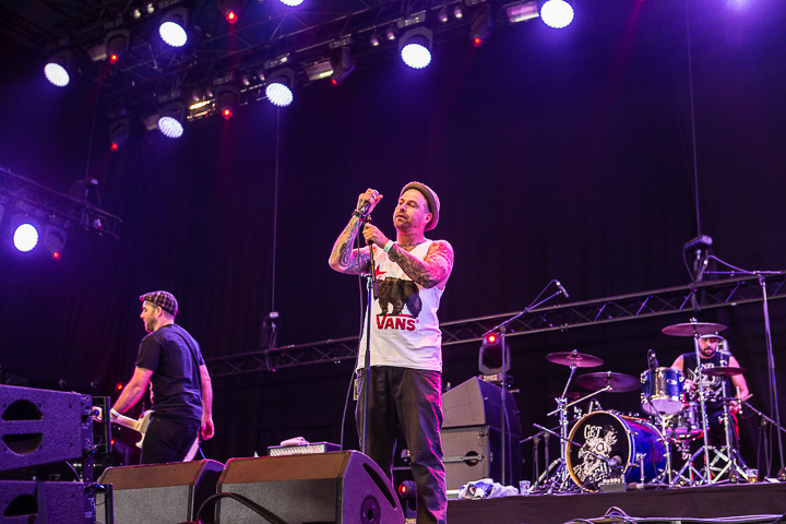Get Dead @ Groezrock 2014, picture 9, photographed by Edwin Houdevelt - FrontView Magazine