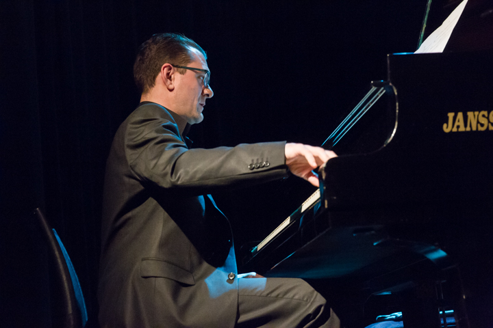 Rebirth: Collective @ De Casino Sint-Niklaas, picture 12, photographed by Guy Danneels - FrontView Magazine