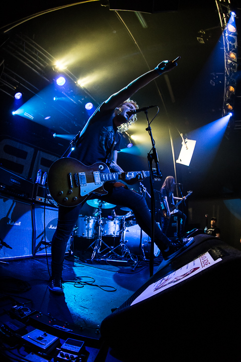 Black-Bone @ 013, picture 15, photographed by Dorien Goetschalckx - FrontView Magazine