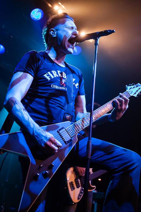 Mustasch @ 013, picture 6, photographed by Dorien Goetschalckx - FrontView Magazine